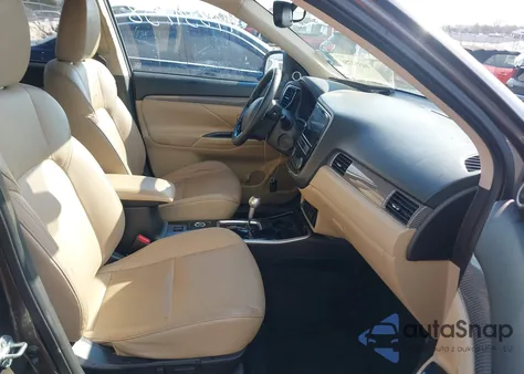 2019 Mitsubishi Outlander Sel z USA, uszkodzony, nr VIN JA4AZ3A31KZ008024